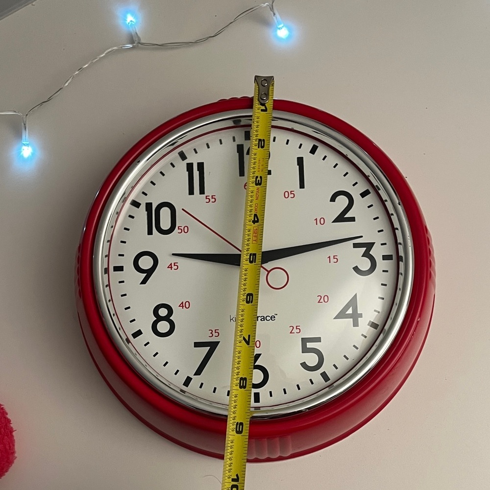 Red Wall Clock - Picture 4 of 10